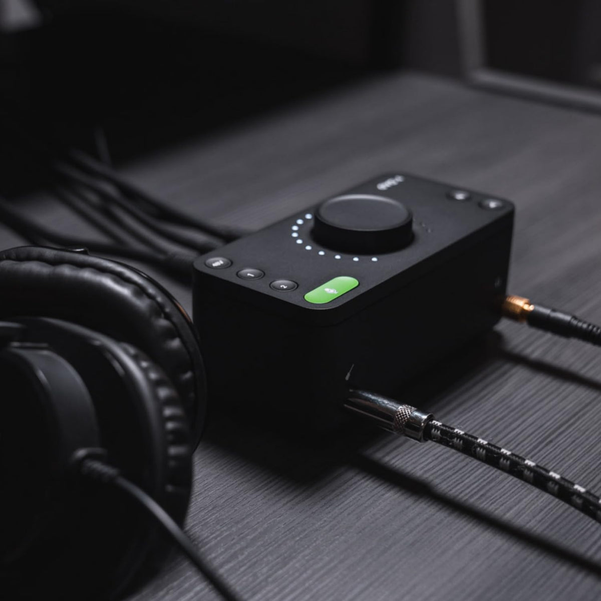 USB Audio Interface Q1844