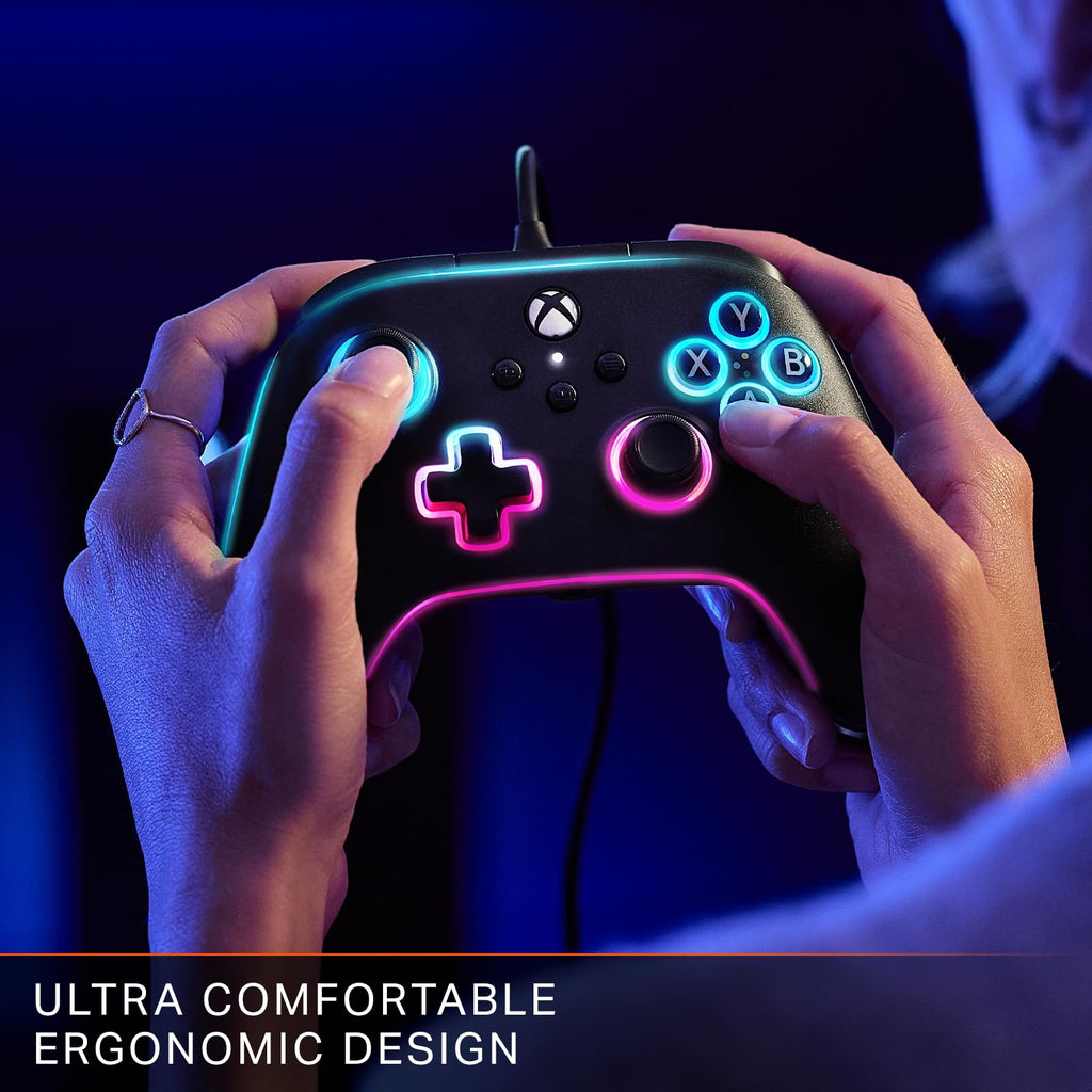 Black Wired Video Game Controller Z743