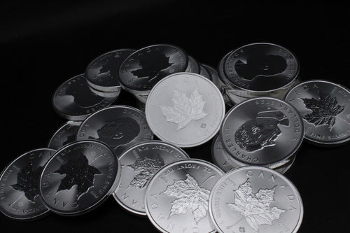 1 oz Canadian Maple Leaf Silver Coins M947